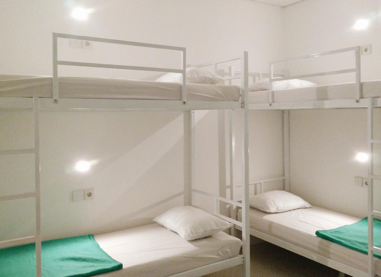 The Ruum Hostel Canggu Εξωτερικό φωτογραφία