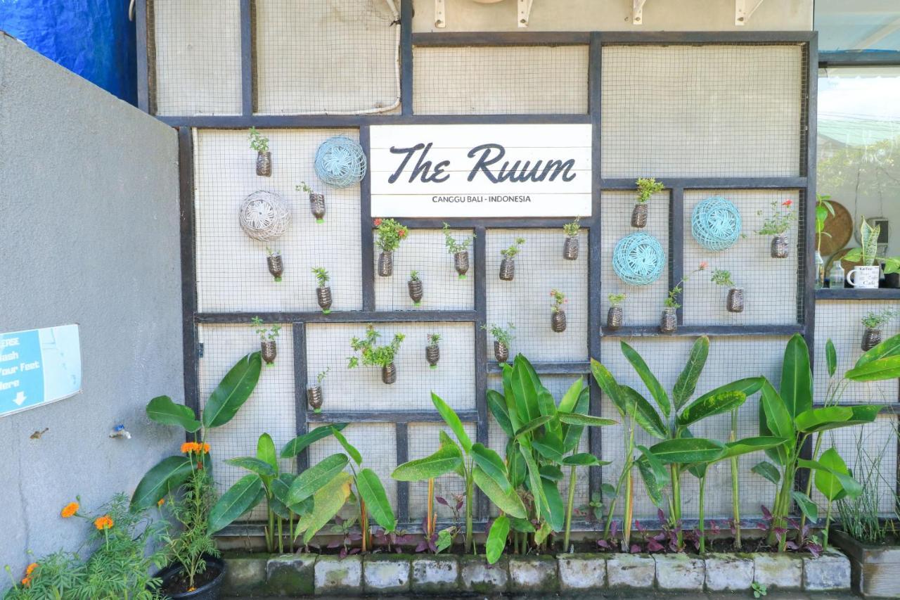 The Ruum Hostel Canggu Εξωτερικό φωτογραφία