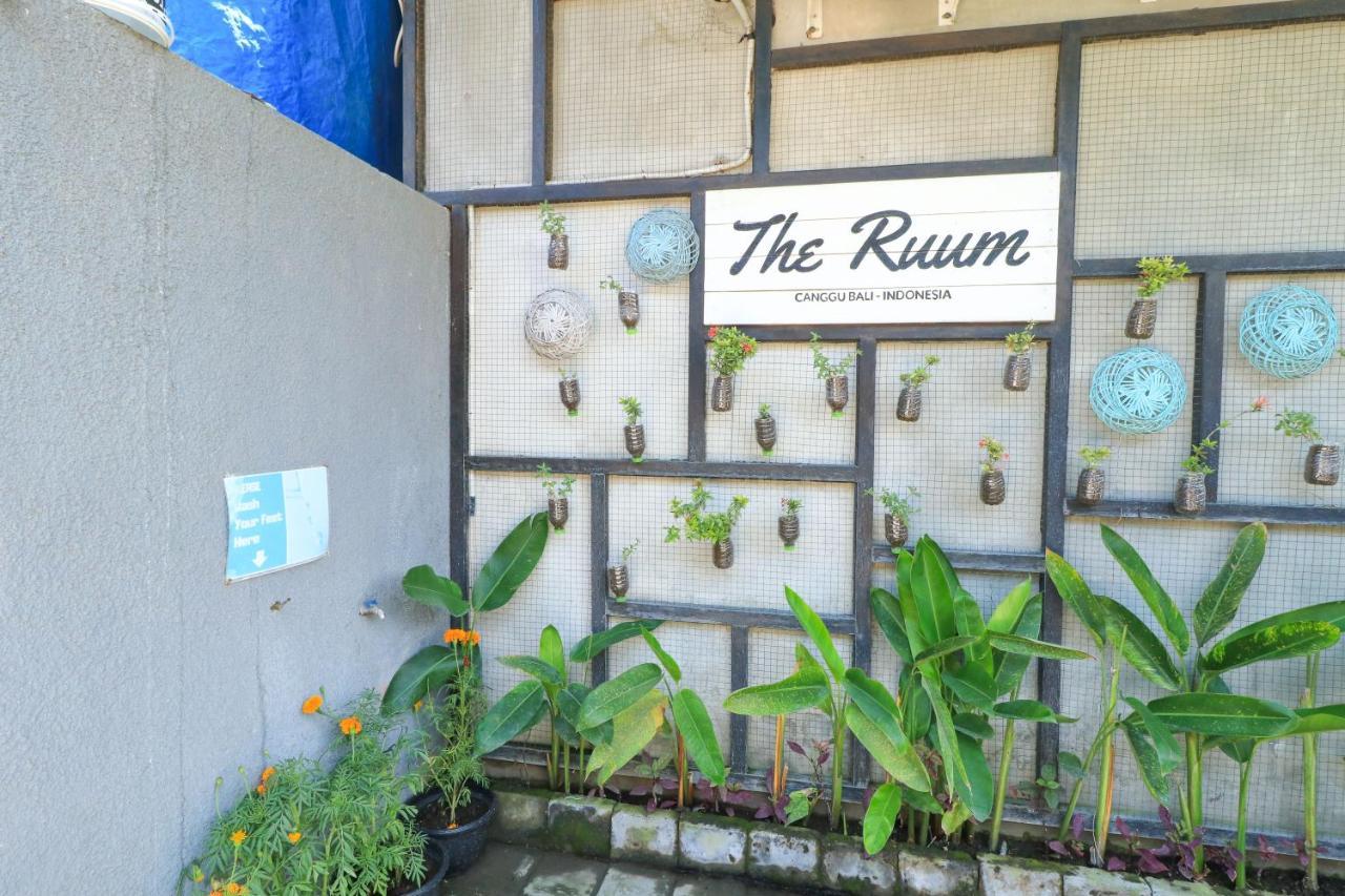 The Ruum Hostel Canggu Εξωτερικό φωτογραφία